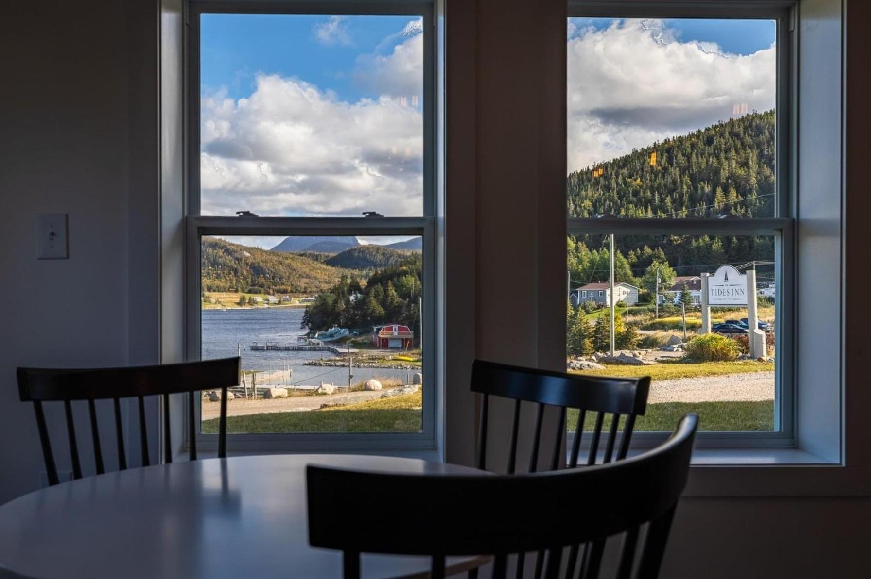 The Tides Inn Norris Point Bagian luar foto