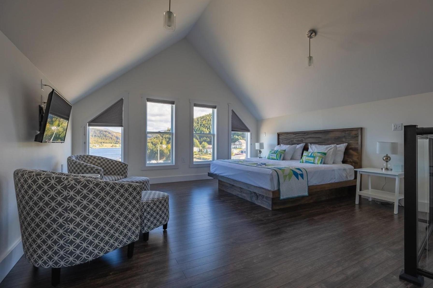 The Tides Inn Norris Point Bagian luar foto